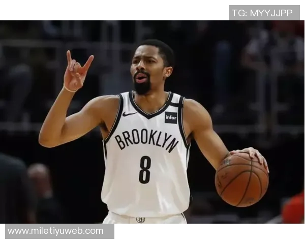 篮网主帅谈如何填补小火车进攻空缺强调无球跑动与挡拆配合 篮网主帅谈如何填补小火车进攻空缺强调无球跑动与挡拆配合