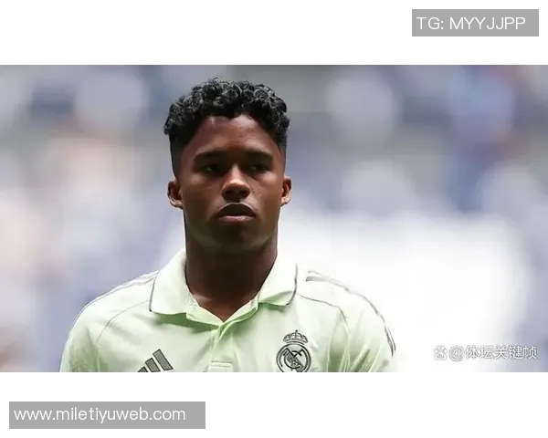 恩德里克租借加盟里昂姆巴佩送上祝福鼓励兄弟加油