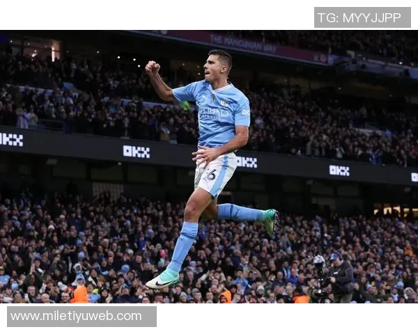 比利亚雷亚尔将在欧冠赛前隆重颁发金质奖章给罗德里