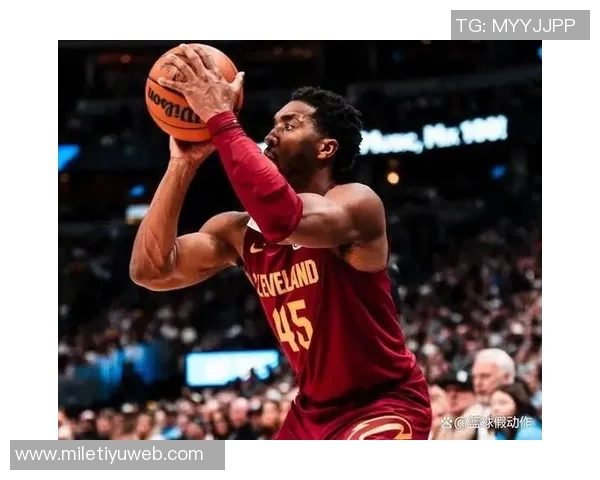 米切尔分享胜利心得强调意志力与团队信念赞扬莫布里与汤姆林的贡献